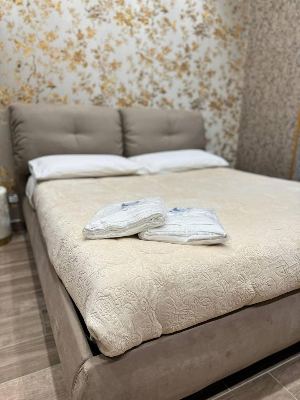 280 Mt Dalla Metro The Mox Luxury Apartament Apartment Naples Luaran gambar