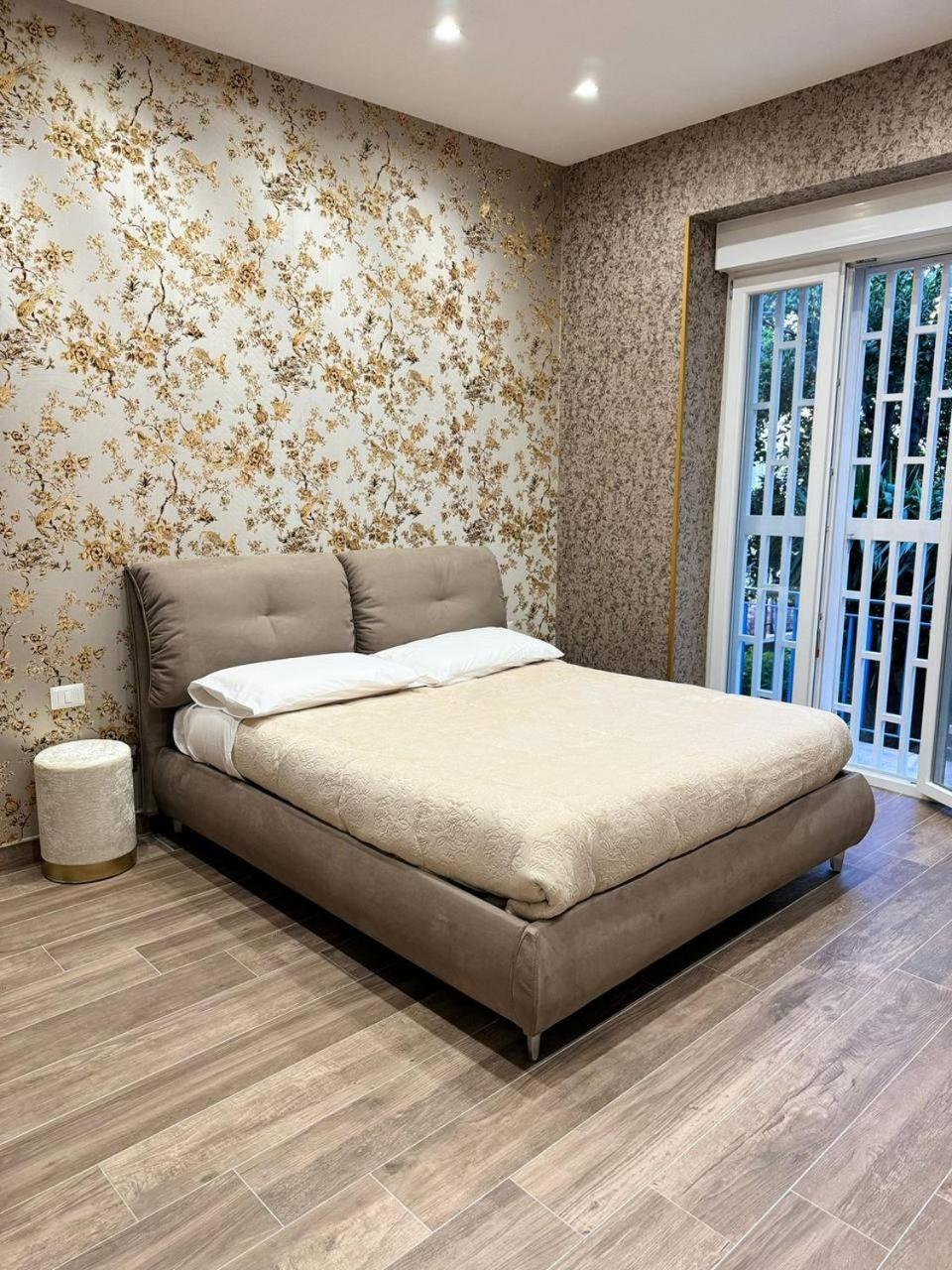 280 Mt Dalla Metro The Mox Luxury Apartament Apartment Naples Luaran gambar